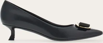 Ferragamo Women New Vara plate low heel pump Black Size 10.5