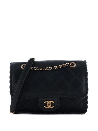 Chanel Happy Stitch Flap Bag Quilted Velvet Calfskin Small shoulder bag - Nero