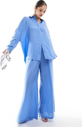 French Connection Pantaloni a fondo ampio in raso blu fiordaliso in coordinato