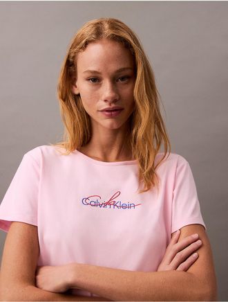 Calvin Klein Jeans Calvin Klein Womens Script Logo Slim T-Shirt - Pink - XS