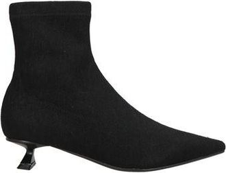 Emanuelle Vee Ankle boots