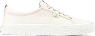 Cariuma Oca Low Sneakers
