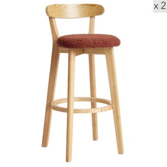 Nordlys Set 2 taburetes altos en madera y lana terracota