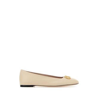 Valentino Garavani Ballerinas, female, Beige, Size: 7 1/2 US VLogo Signature Ballerina