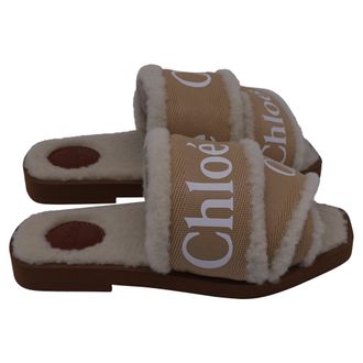 Chlo&eacute; Chloe Woody Shearling Flat Slides in Beige Canvas