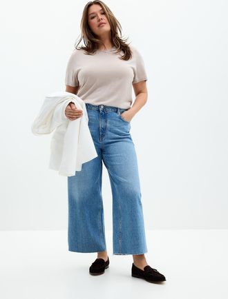 Contemporaine Womens Raw hem ankle jean Fit: Wide leg, high rise