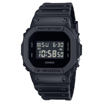 Casio Mens G-Shock Black Digital Classic Sports Wristwatch - DW-5600UBB-1CR