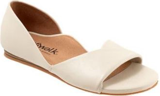 Softwalk Cypress Open Toe Flat in Ivory at Nordstrom, Size 10.5