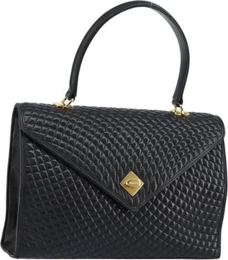 Bally Vintage Flap Handbag Quilted Leather Leather Handbag (Pre-Owned)