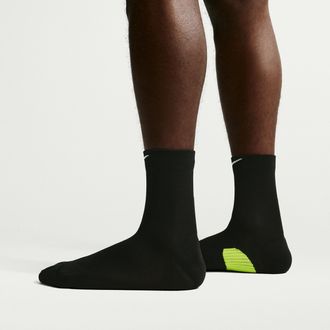 Nike Unisex Run Midweight Running Micro-Crew Socks (1 Pair) in Black | HV6935-010