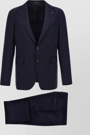 Tagliatore vesuvio suit featuring various pockets