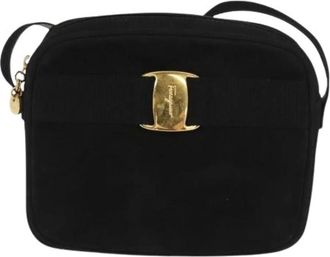Ferragamo Pre-owned Cross Body Bags, female, Black, Size: ONE SIZE Pre-owned Suede Clutch