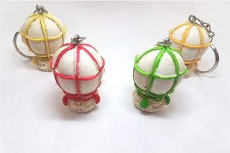 Trade Shop Trade Shop - Set 12pz Bomboniera Bomboniere Molgolfiere Colorate 18 Anni Compleanno Portachiavi