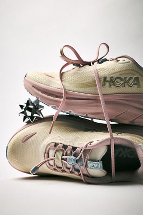 Hoka One One Clifton 11 GTX Sneakers