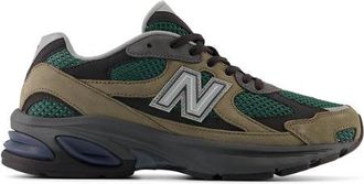 New Balance Mens 2010 in Brown/Purple Leather, size 7.5