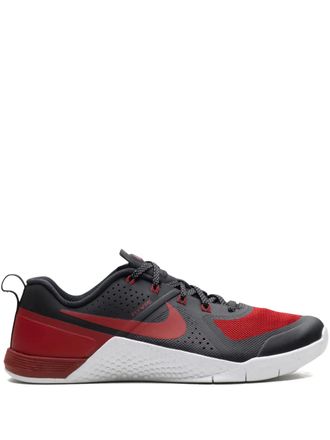 Nike Metcon 1 Banned - Black/Varsity Red/Wolf Grey sneakers