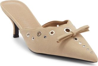 Billini Elio Kitten Heel Pump in Light Taupe Suede at Nordstrom Rack, Size 10