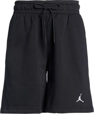 Nike HOSEN & R&Ouml;CKE - Shorts & Bermudashorts auf YOOX.COM