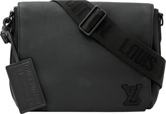 Louis Vuitton Black Noir Leather Handbag Shoulder Bag (Pre-Owned)
