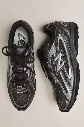 New Balance 204L Sneakers