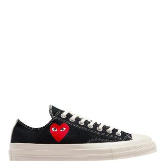 Comme Des Gar&ccedil;ons Play X Converse Heart Sneakers