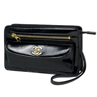 Chanel Black Patent Leather Pouch (Pre-Owned)