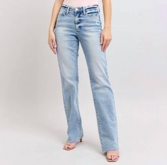 Judy Blue High-Rise Light Wash Dad Jeans In Blue