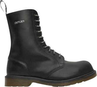 Dr. Martens 1490 Outlier Steel Toe Boot - Heren - Veterlaarzen - Zwart - 41 EU - Leer - Schoenen