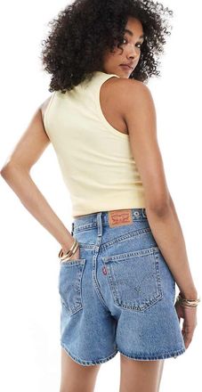 Levi's Pantaloncini di jeans a metà coscia lavaggio medio stretti in vita-Blu