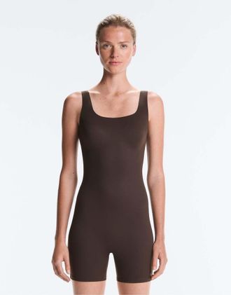 Oysho Perfect-adapt - Tuta jumpsuit marrone con spalline lunghe