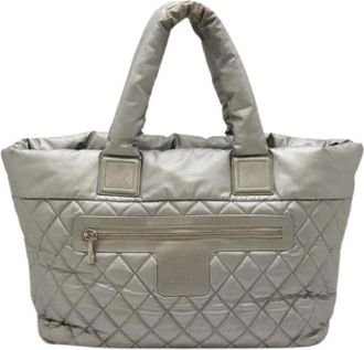 Chanel Pre-owned Tote Bags, female, Gray, Size: ONE SIZE Pre-owned Vintage Nylon Tote Bag