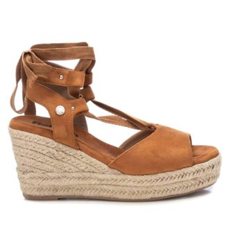 Xti Womens Wedge Sandals In Camel
