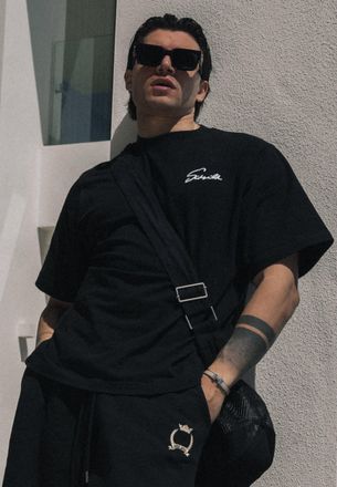 Siksilk Hombres Negra Script Camiseta XXL