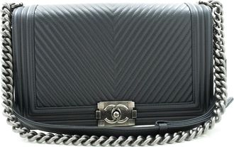 Chanel Boy Flap Chevron Calfskin Gray Calfskin Handbag (Pre-Owned)