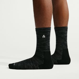 Nike Unisex Nike ACG Everyday Cushioned Crew Socks (1 Pair) in Black | FB3341-011