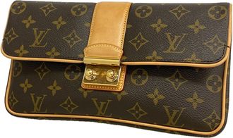 Louis Vuitton Brown Clutch Bag (Pre-Owned)