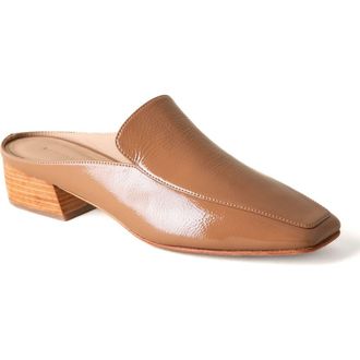 Huma Blanco Felix Slip-on Loafer Mule in Latte Crinkle Patent at Nordstrom, Size 37