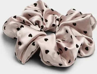 Simons Womens Velvety heart scrunchie