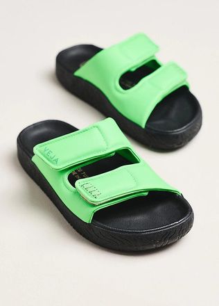 Veja Etna Bold Slide Sandals