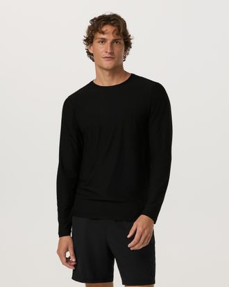 Vuori Clothing Long Sleeve Strato Tech Tee | Black | Medium