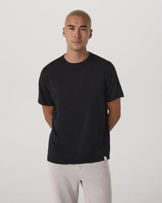 Vuori Clothing Short Sleeve Merino Wool T-Shirt | Black | Medium