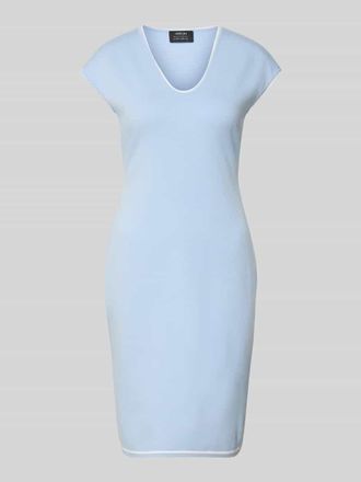 Marc Cain Knielanges Kleid aus Viskose-Mix mit Kontrastkante in Hellblau, Gr&ouml;&szlig;e 34