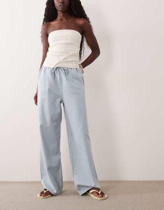 Miss Selfridge jeans pull-on con cuciture a contrasto lavaggio chiaro-Blu