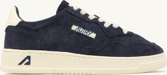 Autry MEDALIST LOW SNEAKERS IN SPACE AND WHITE SUEDE