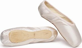 Freddy Rigidità conchiglia/puntale: molto dura e resistente - Mascherina: lunga - Pianta: larga - Rigidità suola: rigida