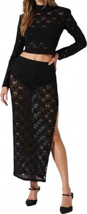 Astr Roux Mock Neck Top In Black