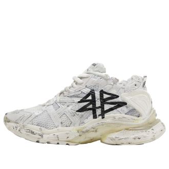 Balenciaga Runner Graffiti White 677403-W3RBQ-9010