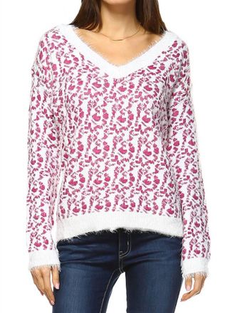 White Mark Womens Leopard Sweater In Fuchsia