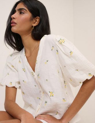 Nobody's Child White Ditsy Floral Brooke Top