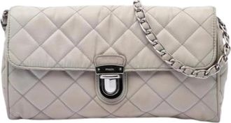 Prada Pre-owned Quilted Nylon Crossbody Bag - Dames - Vintage Schoudertas - Grijs - ONE Size - Nylon - Vintage